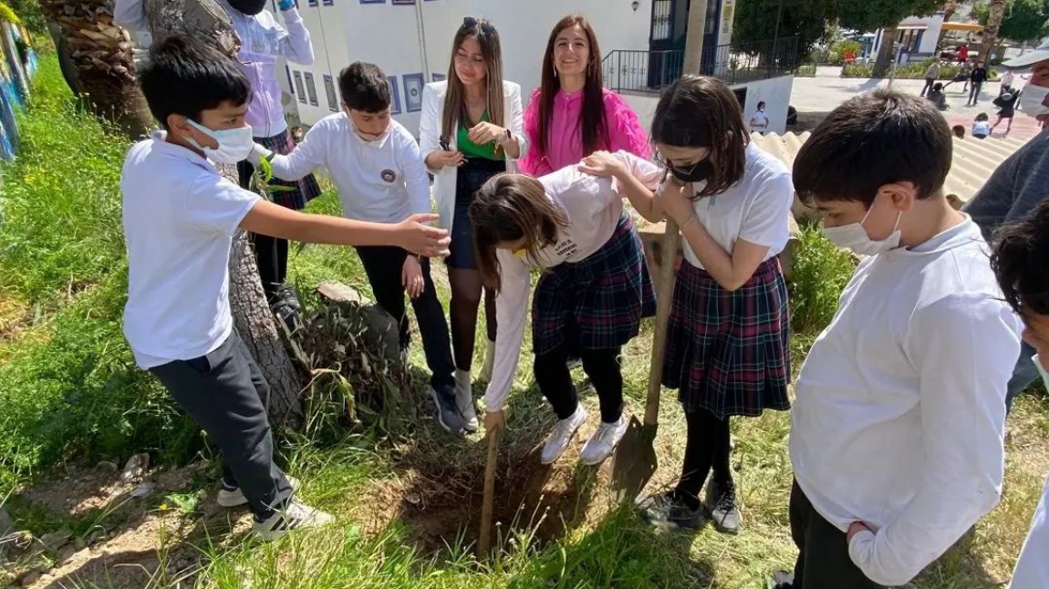 Muğla Mavi Yeşil Projesi Kapsamında Okulumuzda Kompost Yapımı Etkinliği